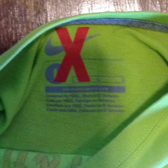 Nike Youth T-Shirt - Picture 2 of 2